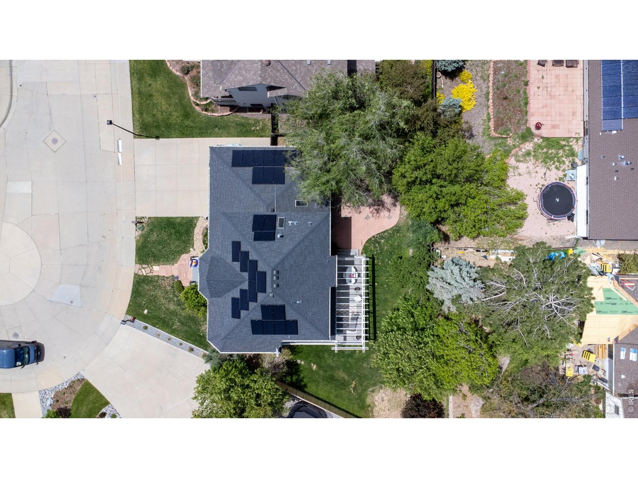 665 Tamarisk Ct