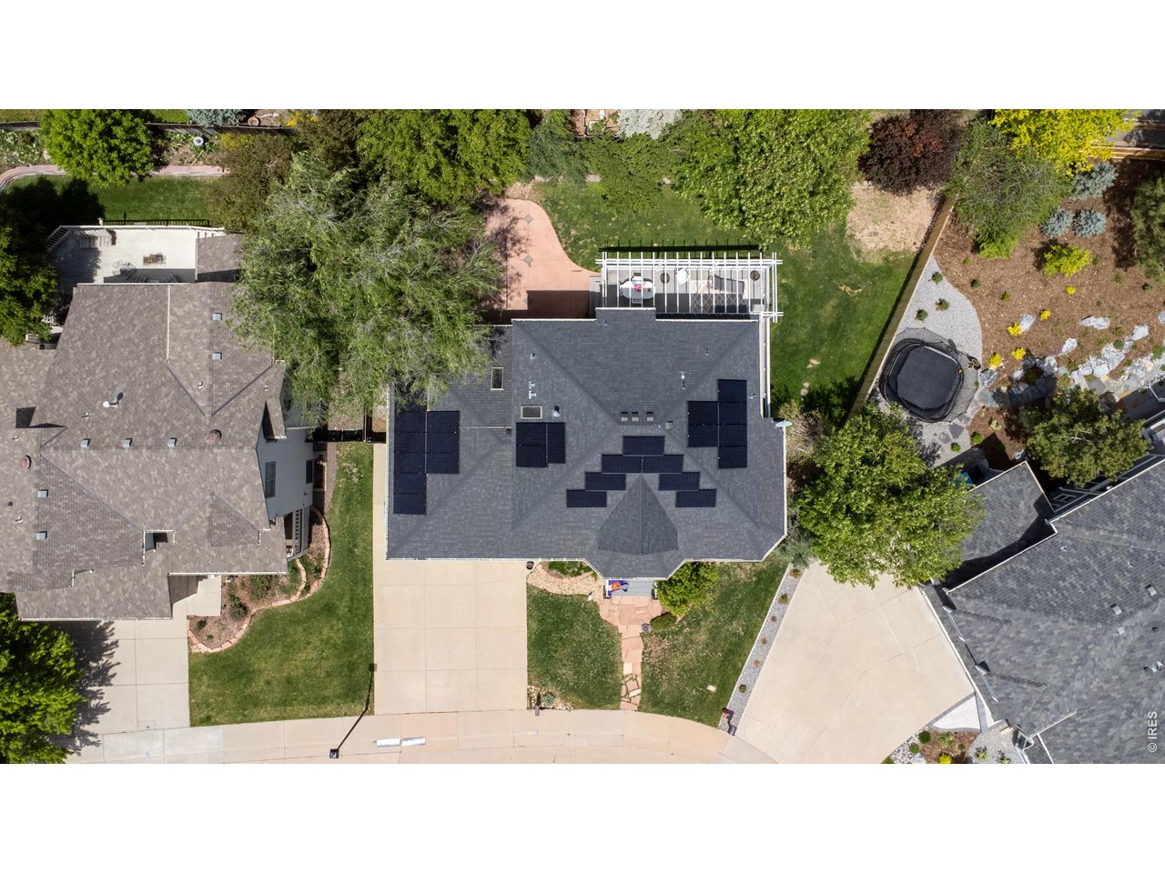 665 Tamarisk Ct