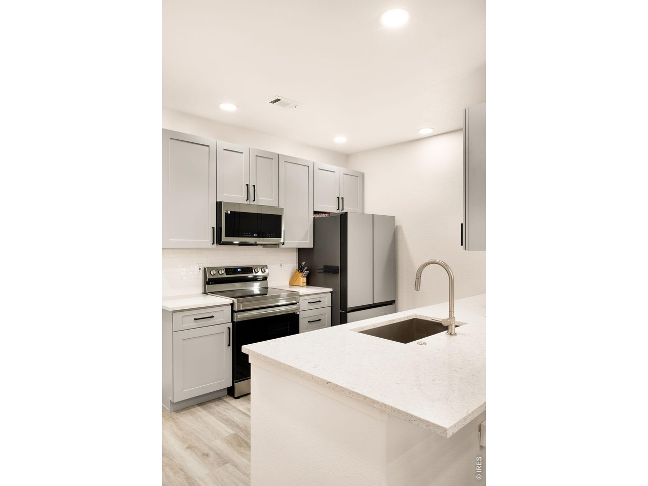 4025 S Dillon Way 101