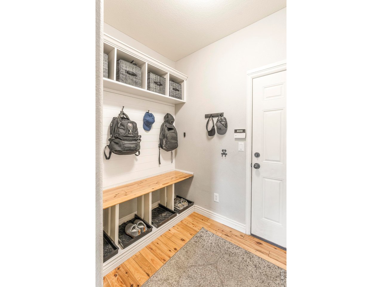 1812 Primrose Pl