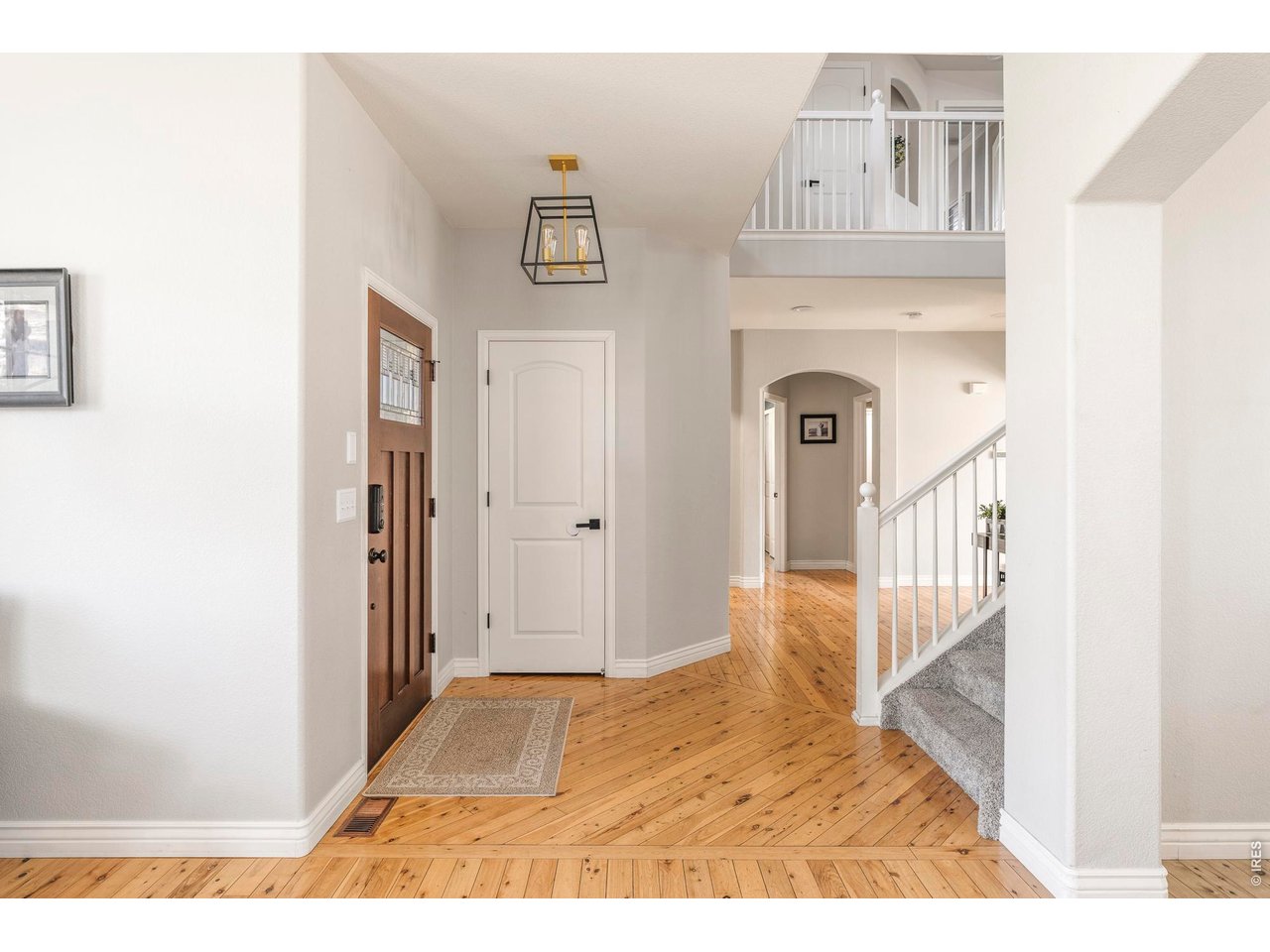 1812 Primrose Pl
