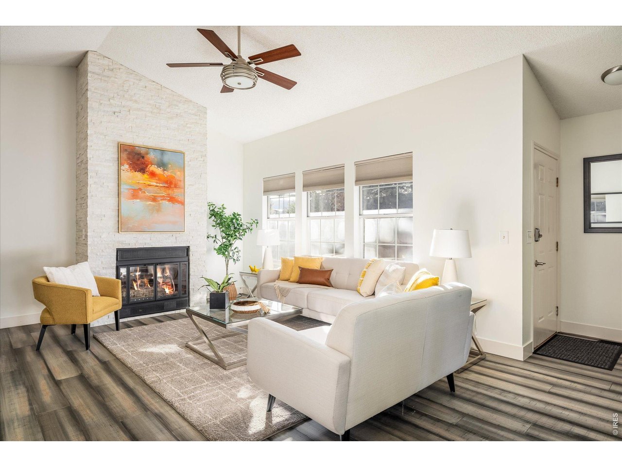 3823 Paseo Del Prado