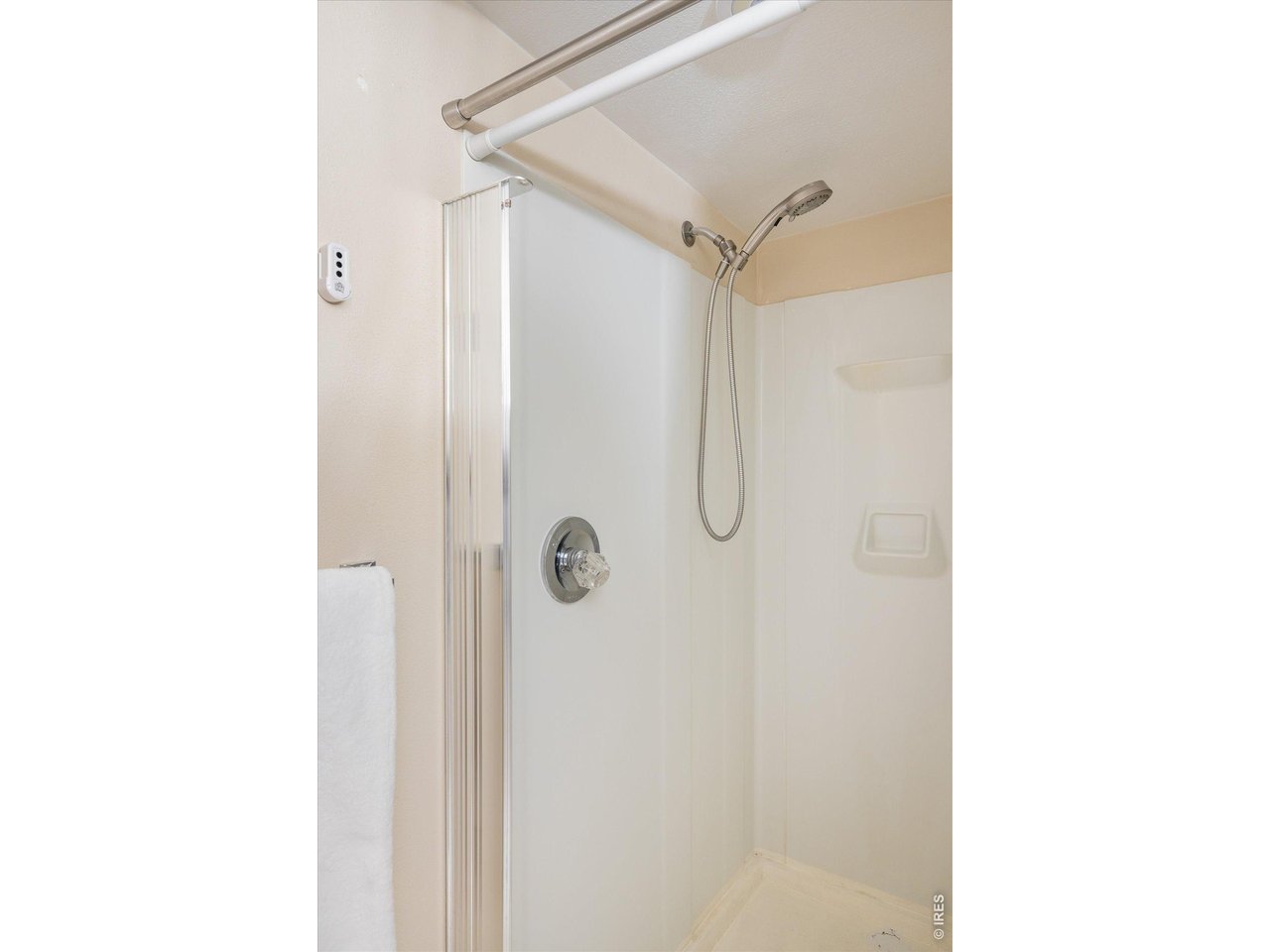 3823 Paseo Del Prado