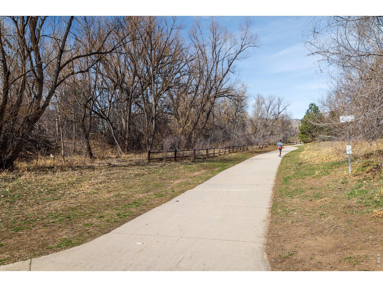 3823 Paseo Del Prado