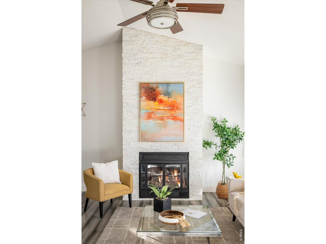 3823 Paseo Del Prado