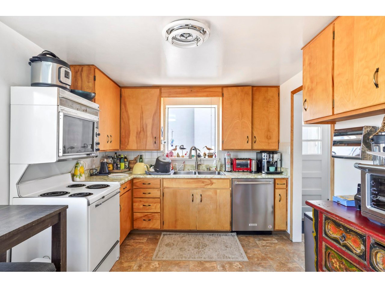 2003 Balsam Dr