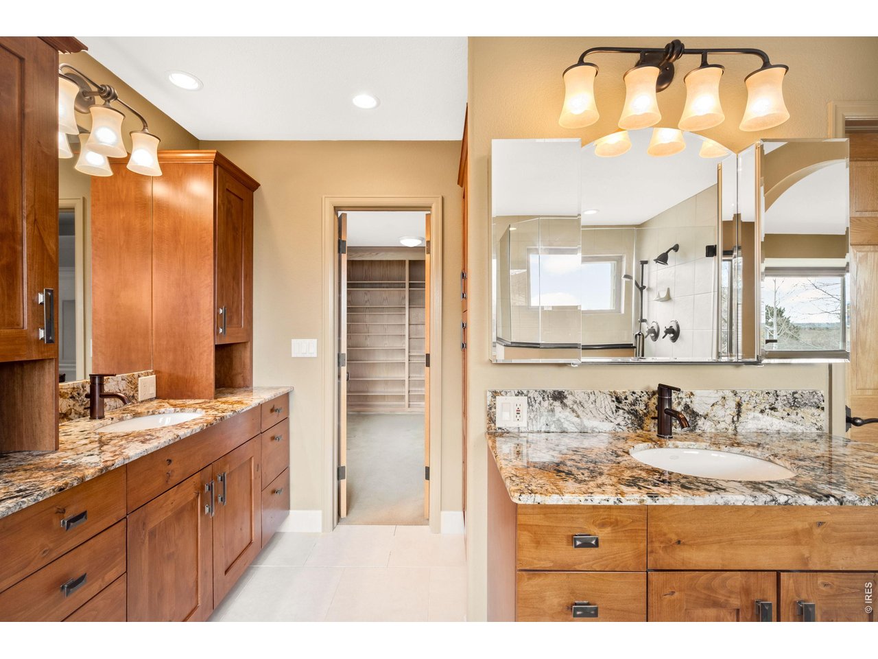 4677 Palmer Ct
