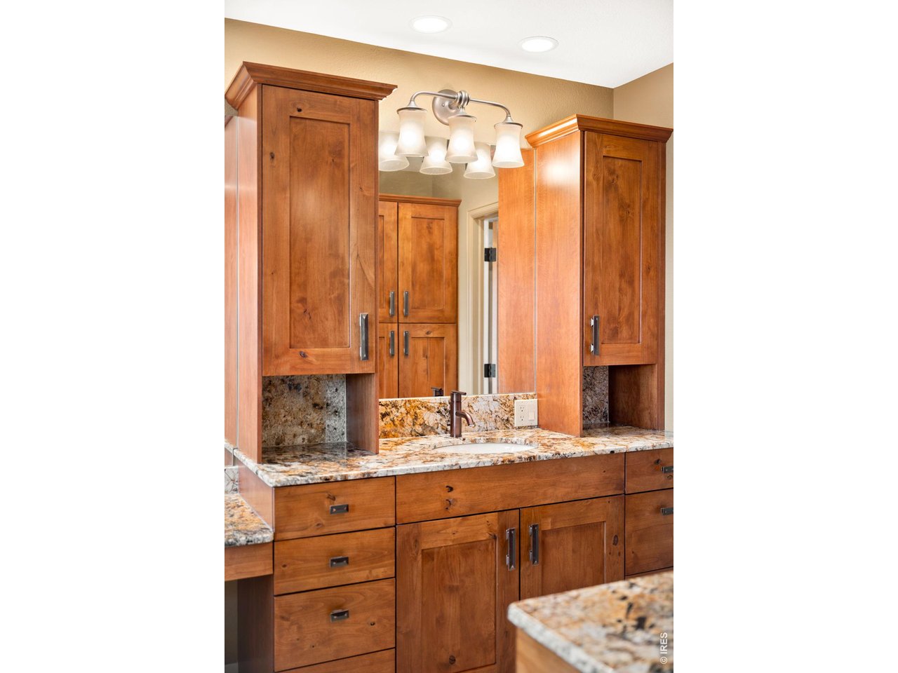 4677 Palmer Ct