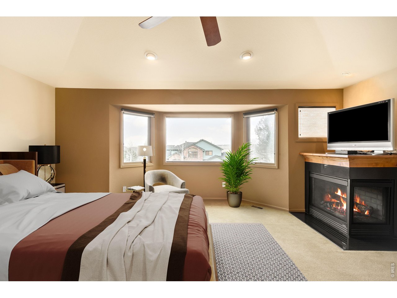 4677 Palmer Ct