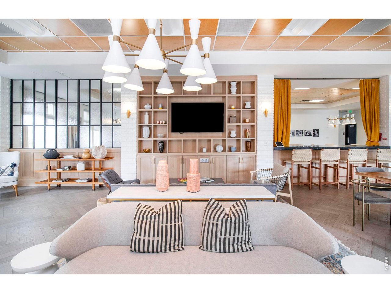 3301 Arapahoe Ave 221