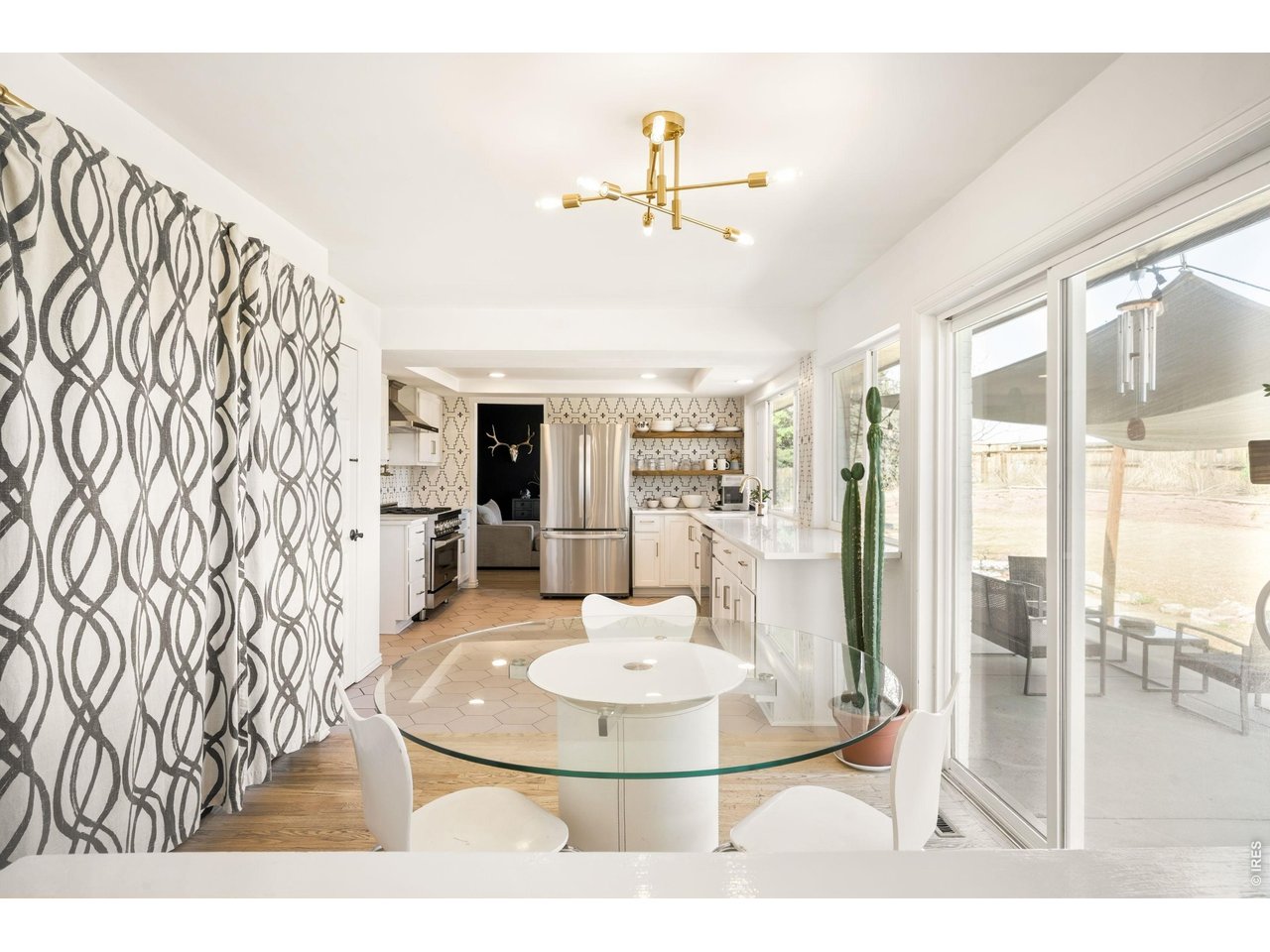 4872 Earle Cir