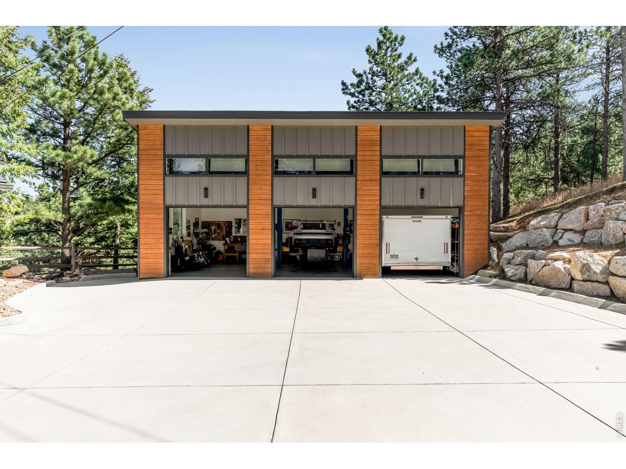 227 Balsam Ln