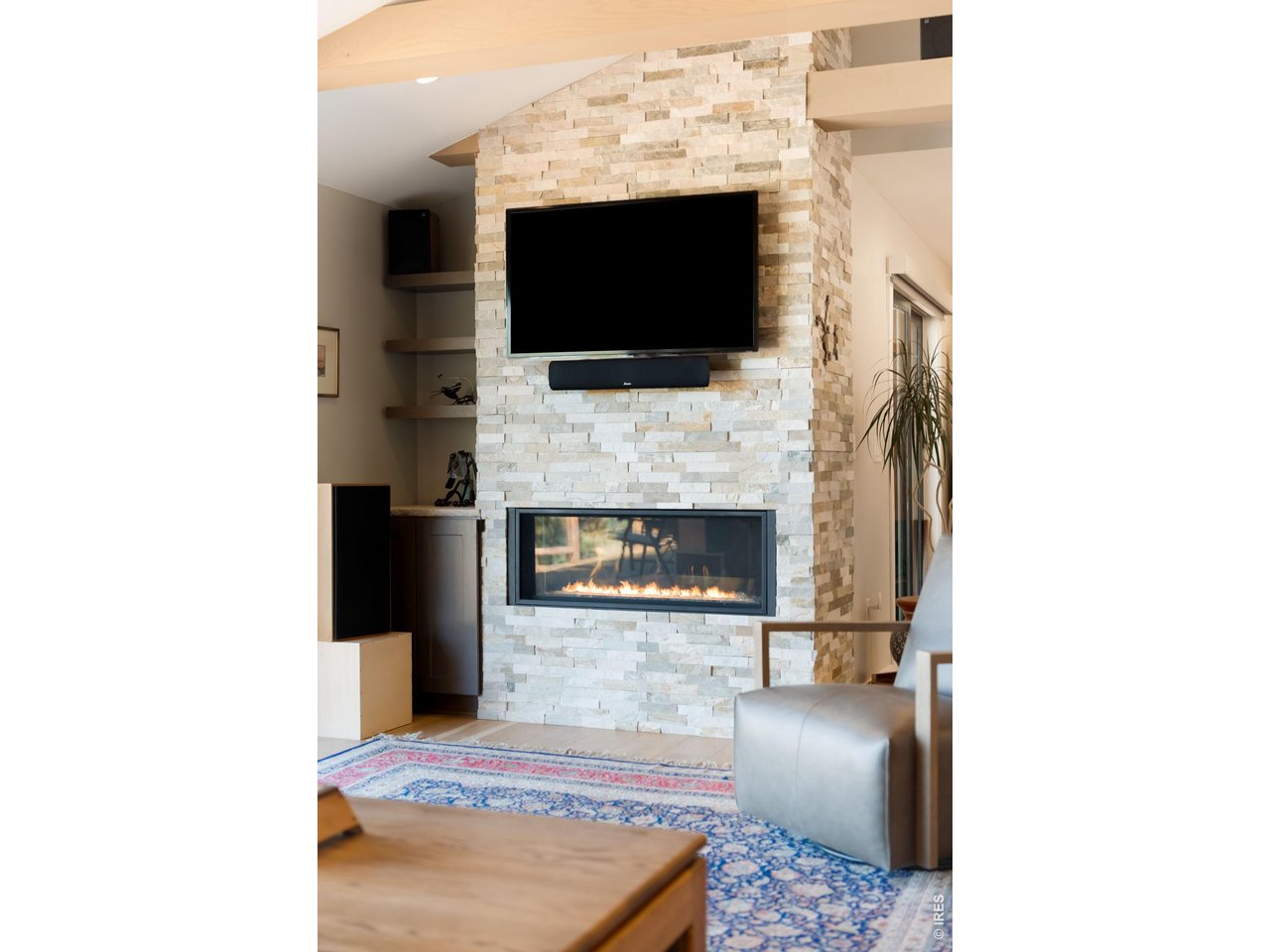 227 Balsam Ln