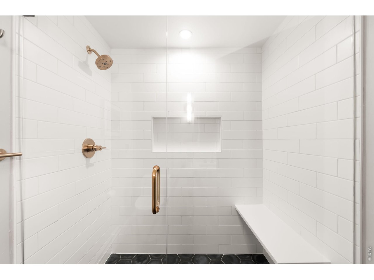 227 Balsam Ln