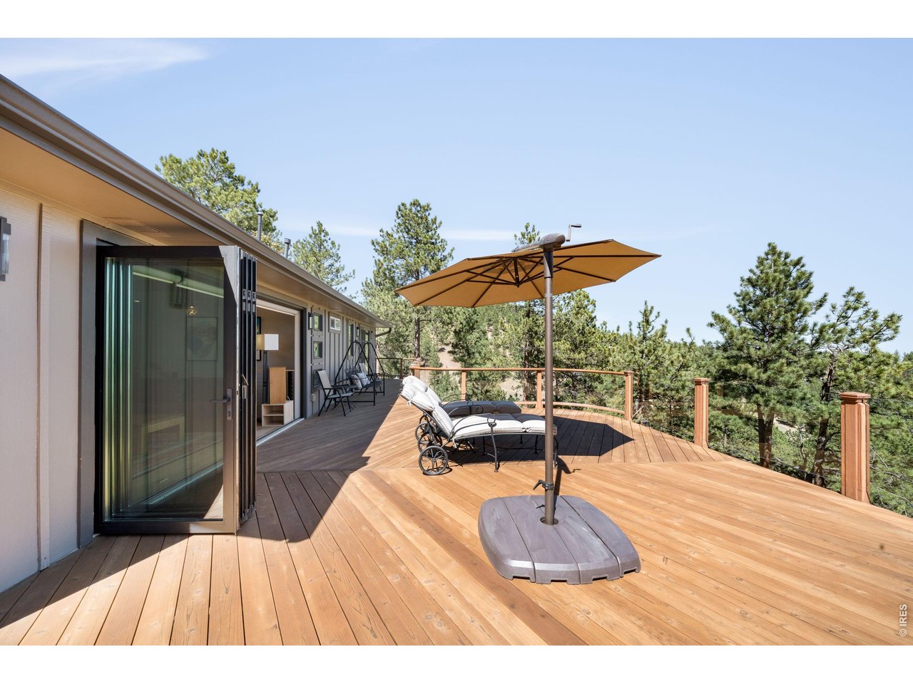 227 Balsam Ln