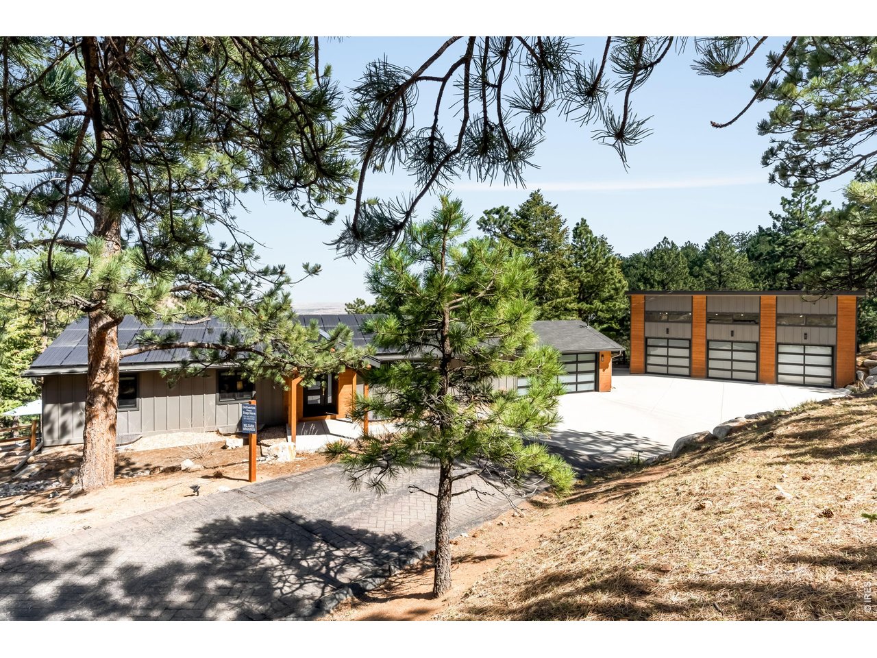 227 Balsam Ln