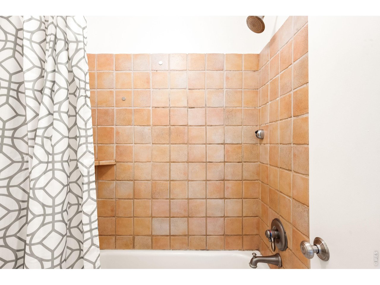 1039 Maxwell Ave 5