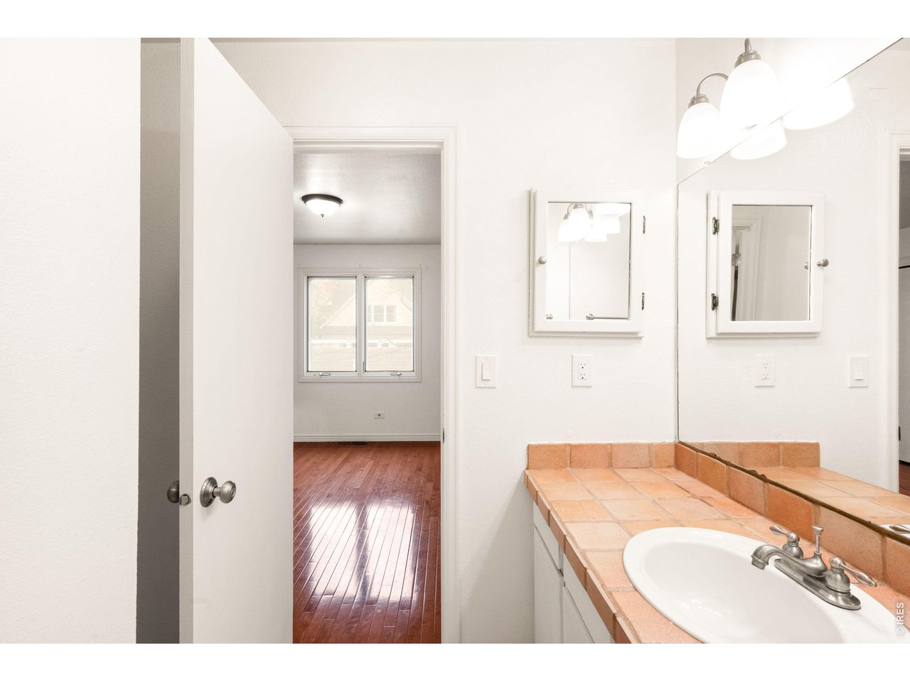 1039 Maxwell Ave 5