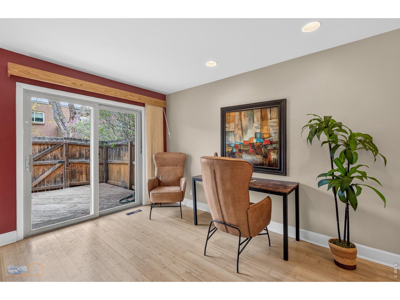 1462 Greenbriar Blvd