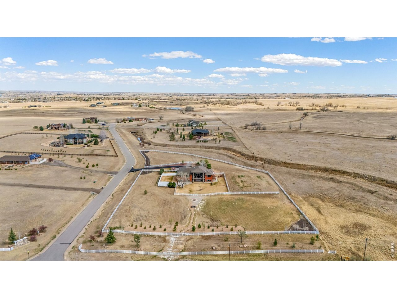 3032 Center Ridge Dr
