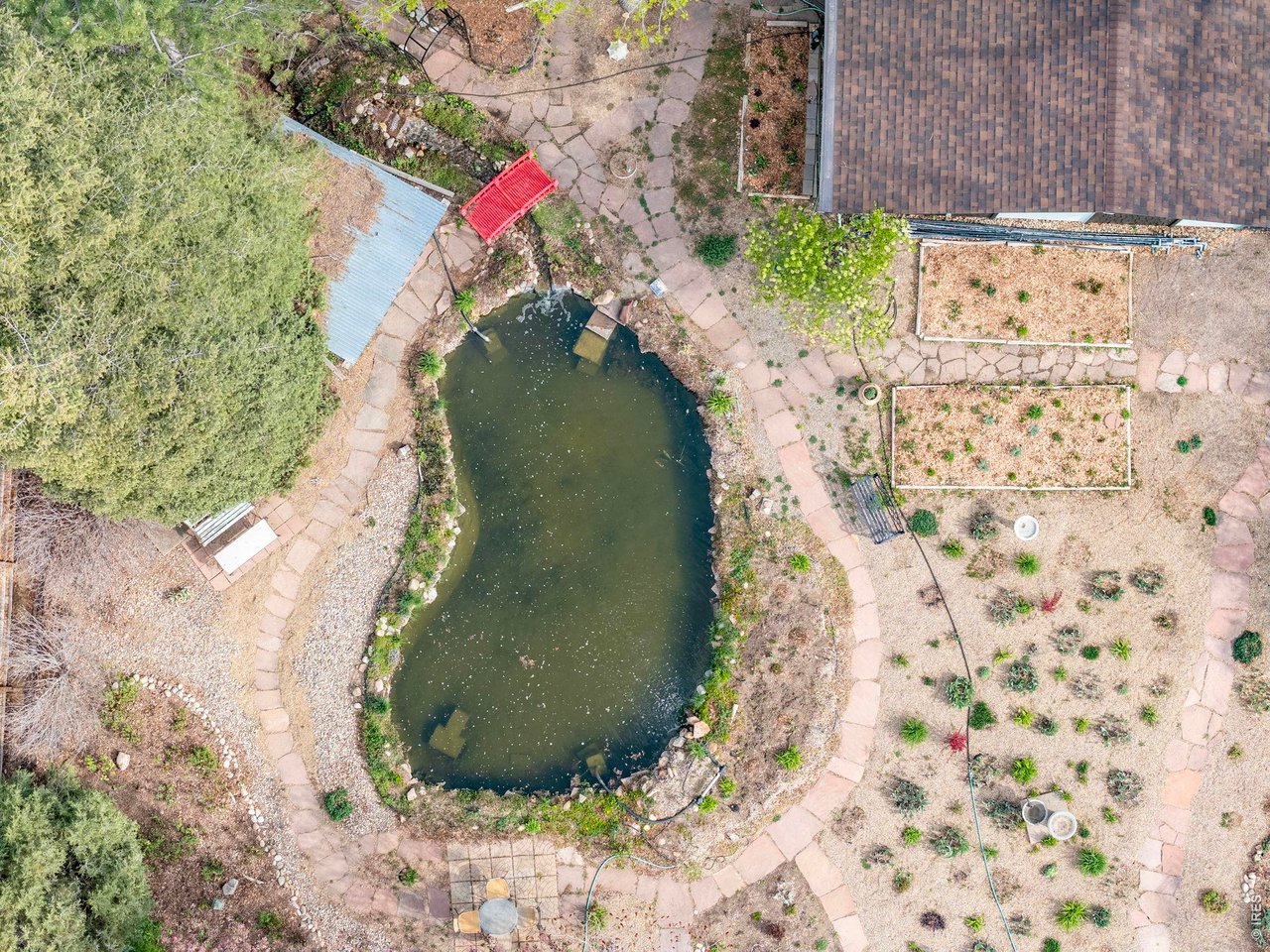 7598 Estate Cir