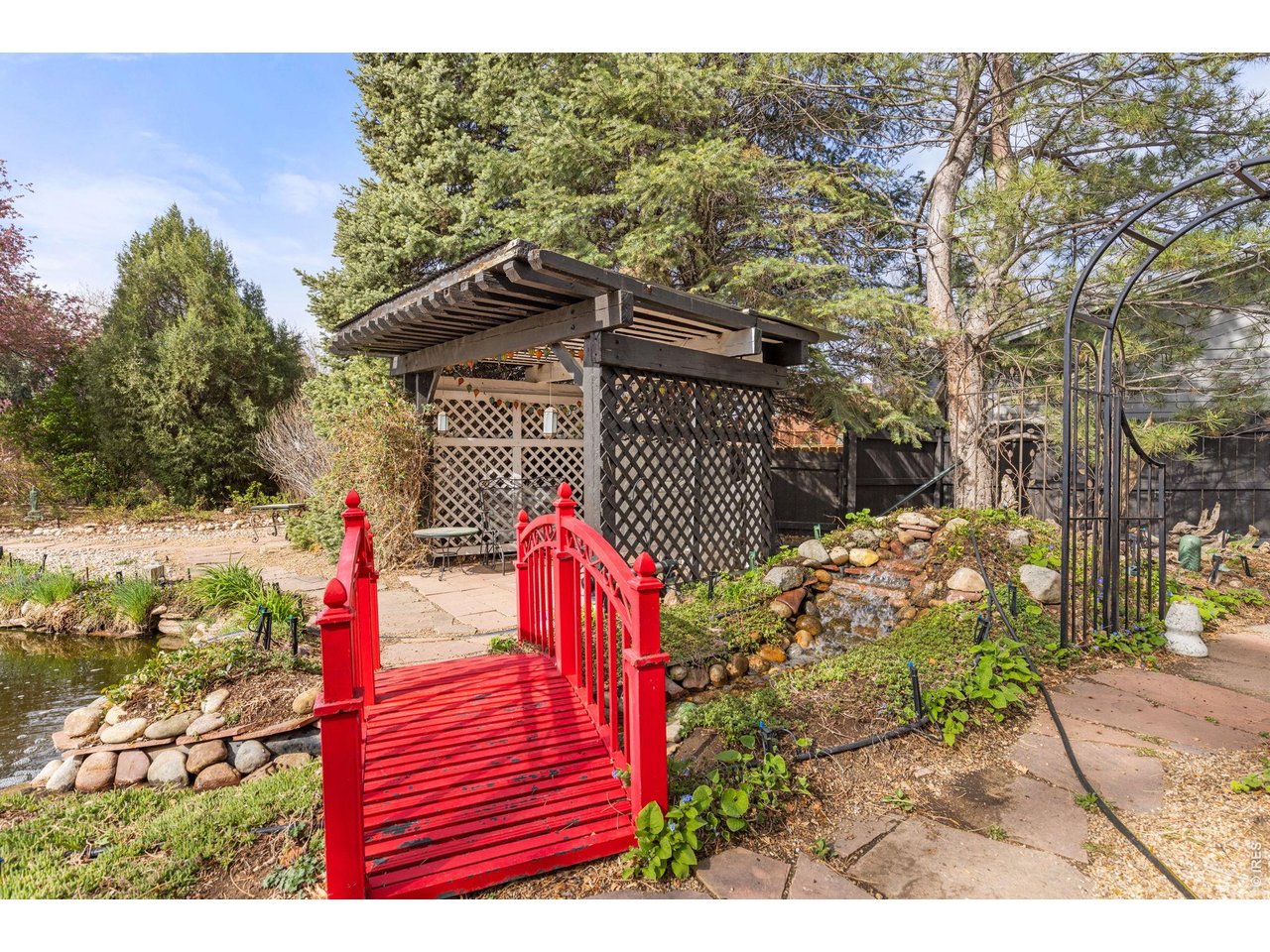 7598 Estate Cir