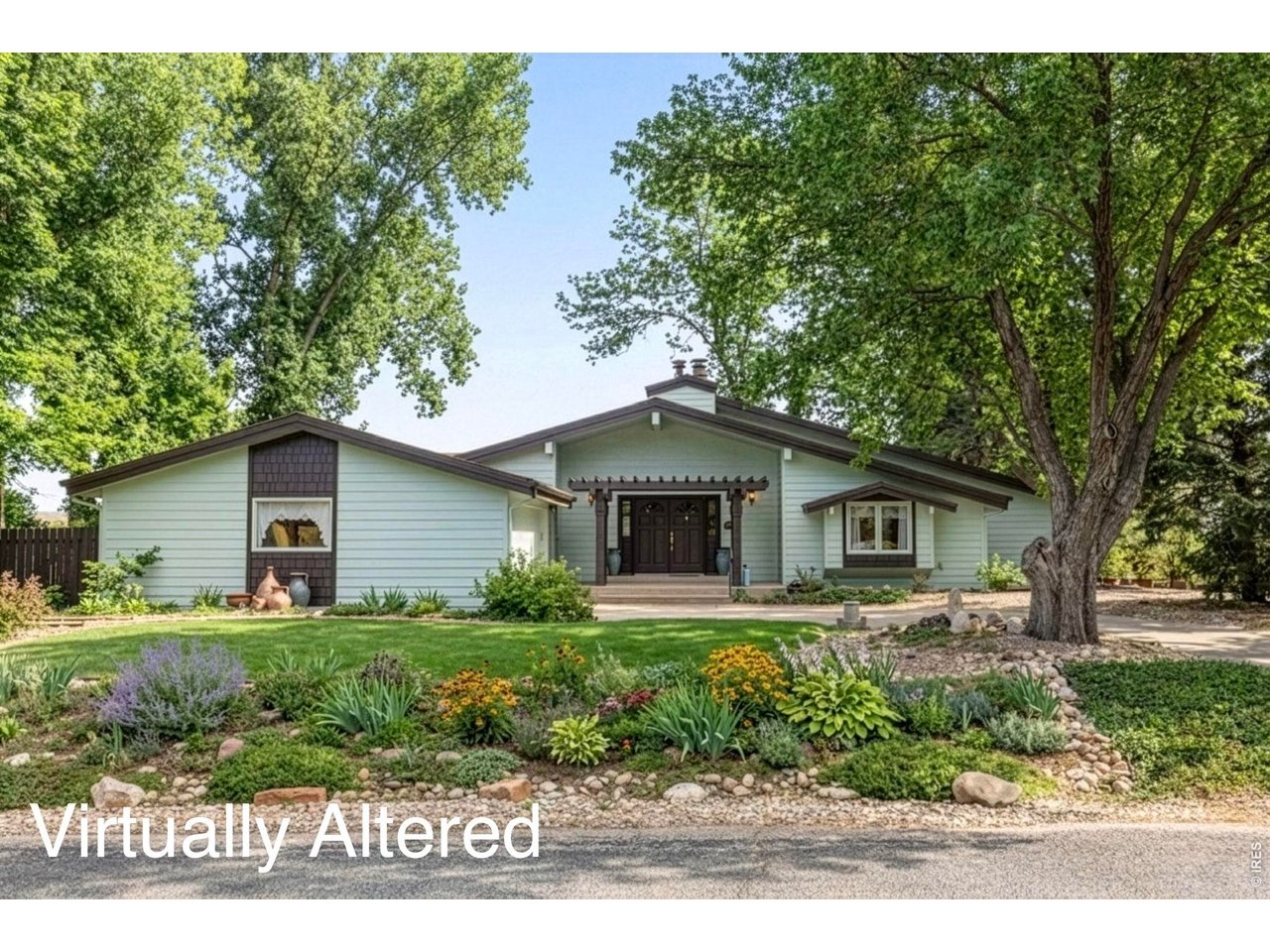 7598 Estate Cir
