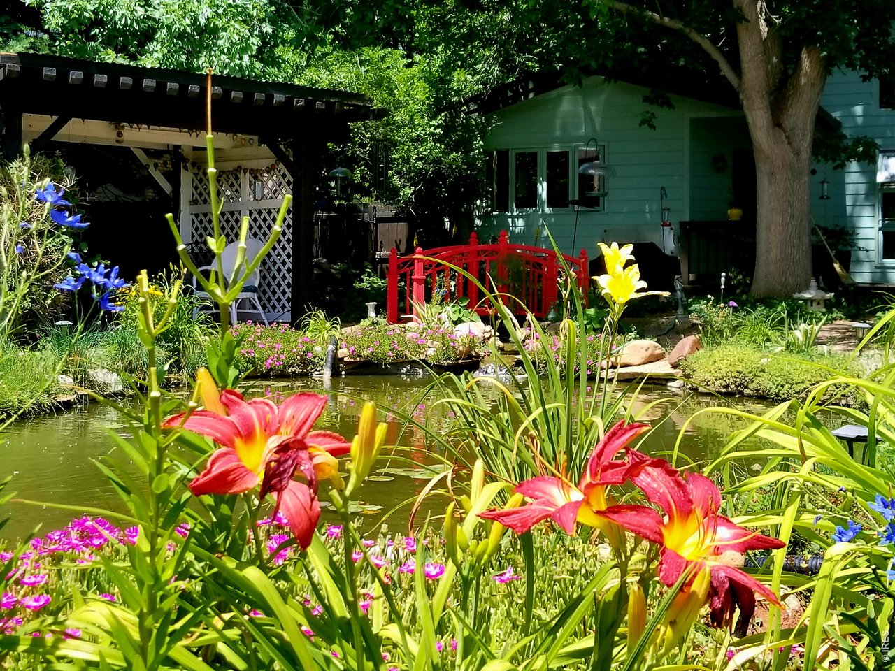 7598 Estate Cir