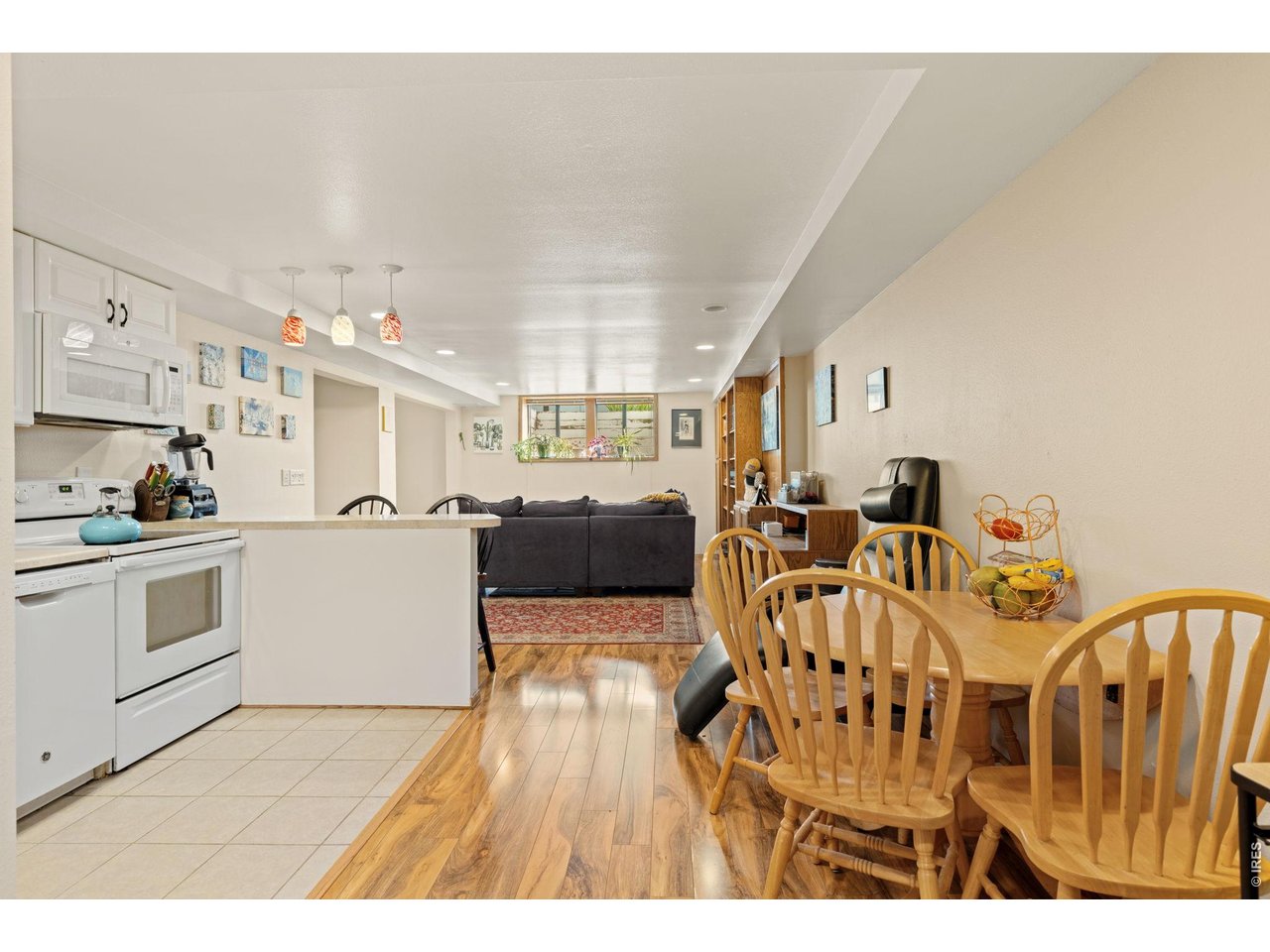7598 Estate Cir