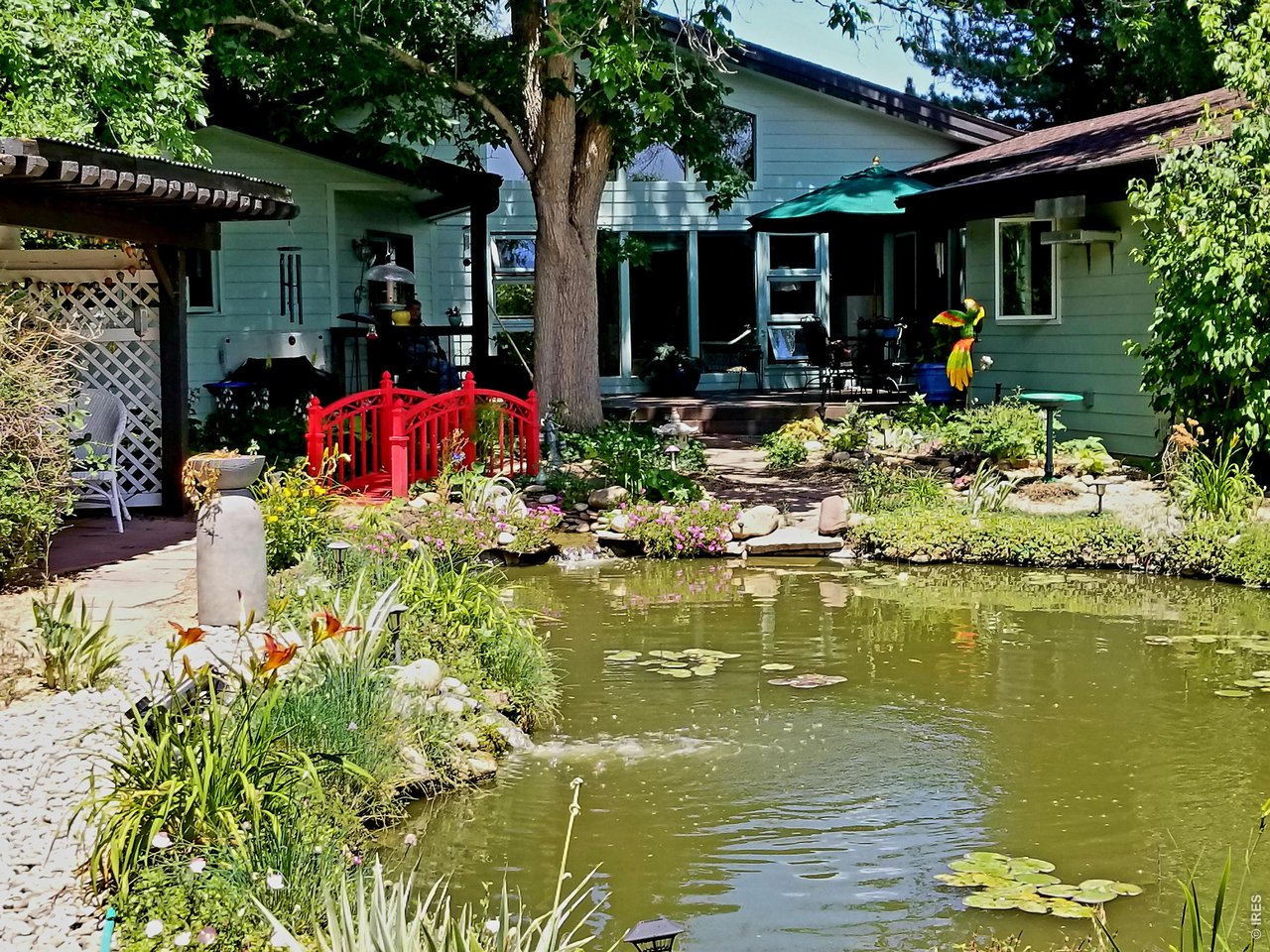 7598 Estate Cir