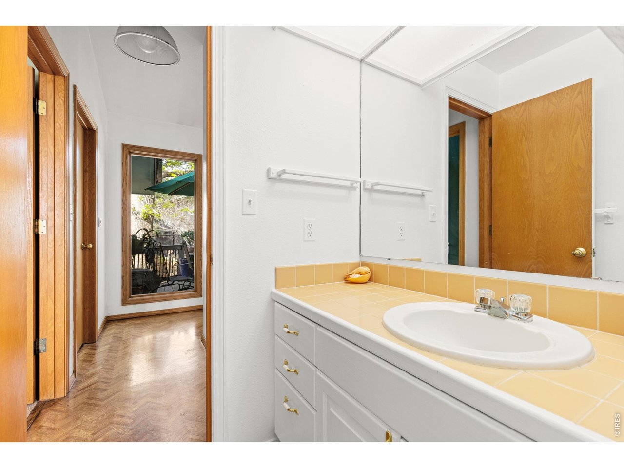 7598 Estate Cir