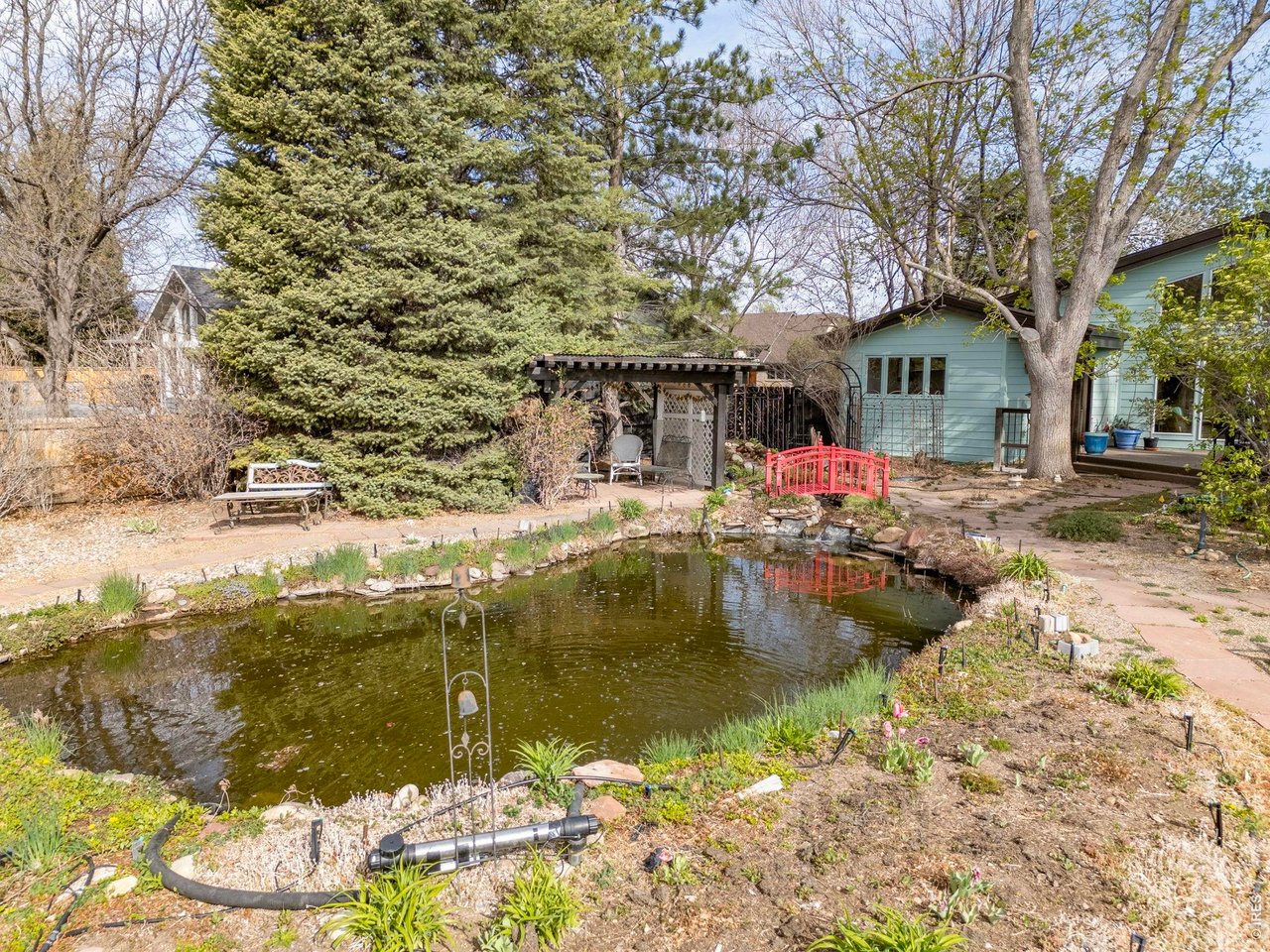 7598 Estate Cir