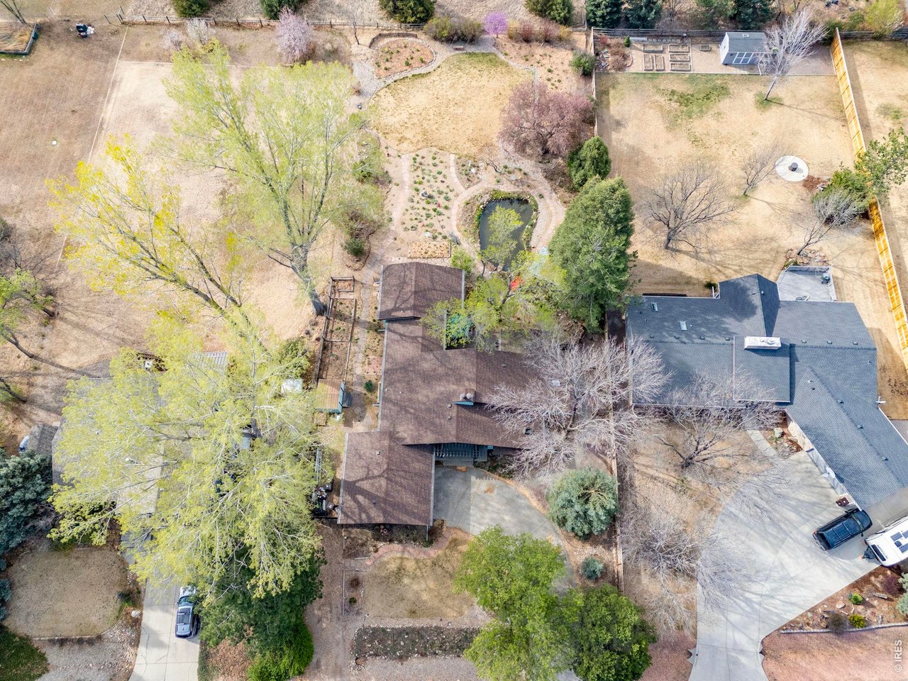 7598 Estate Cir