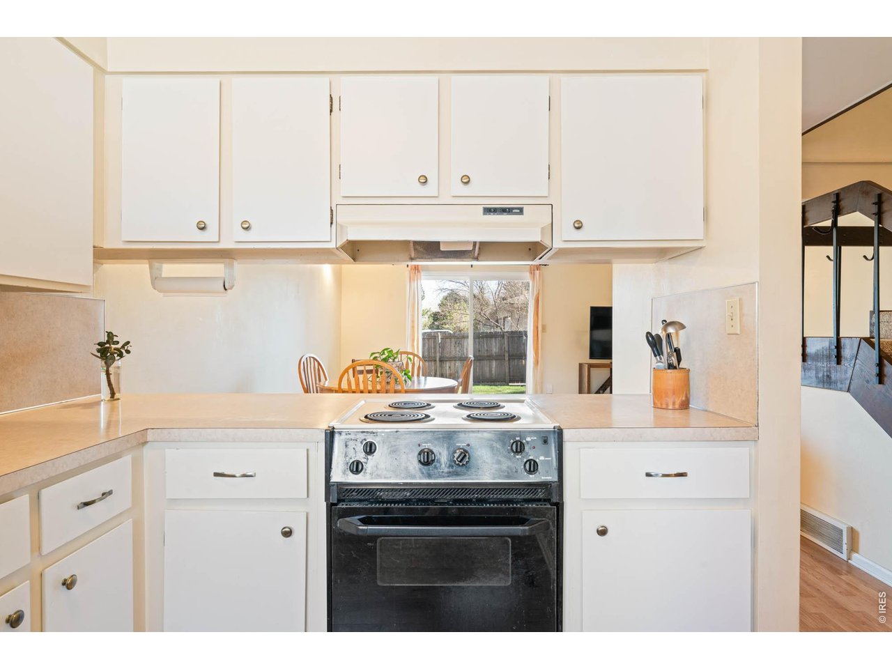1700 Palm Dr 1