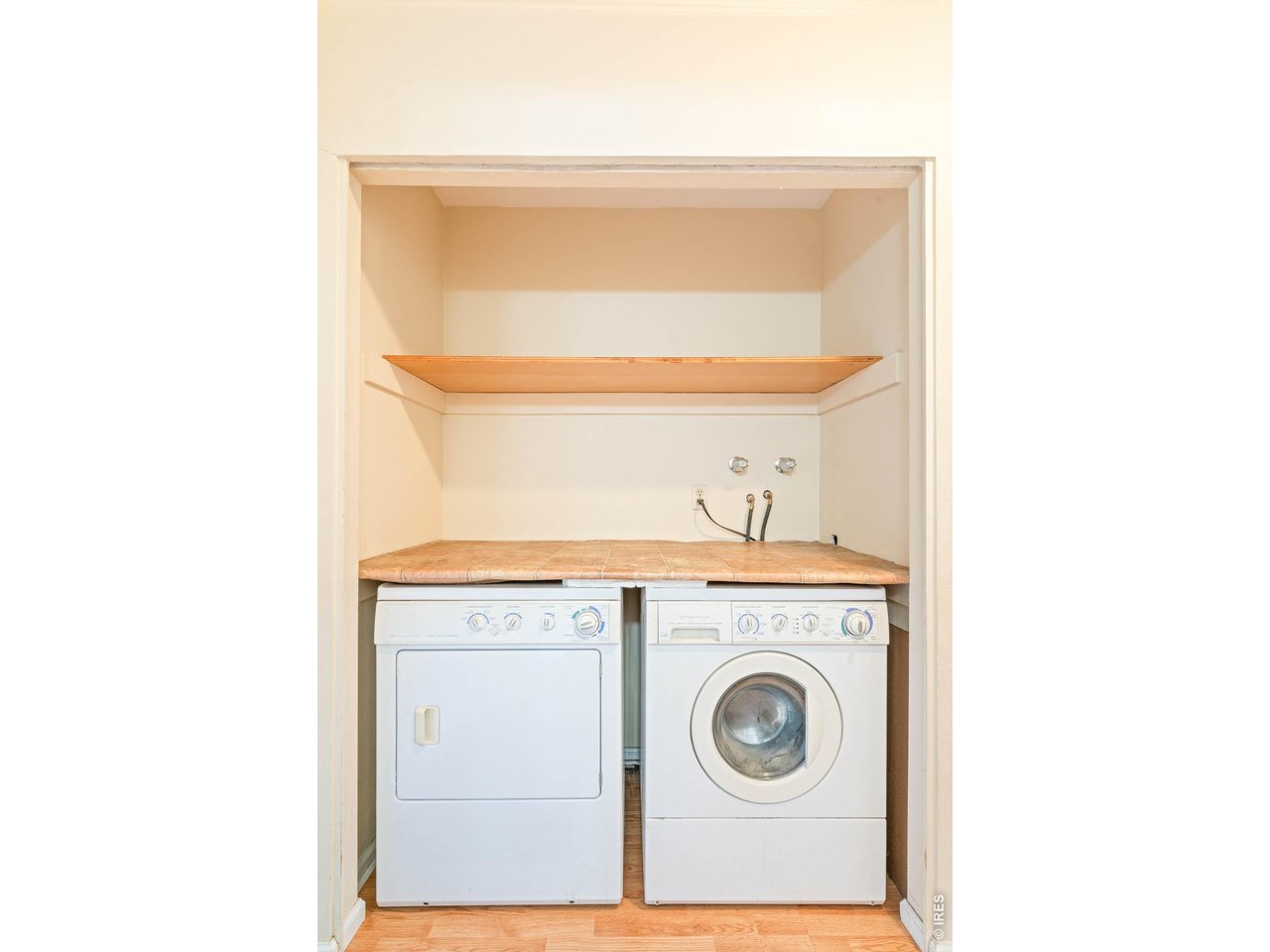 1700 Palm Dr 1