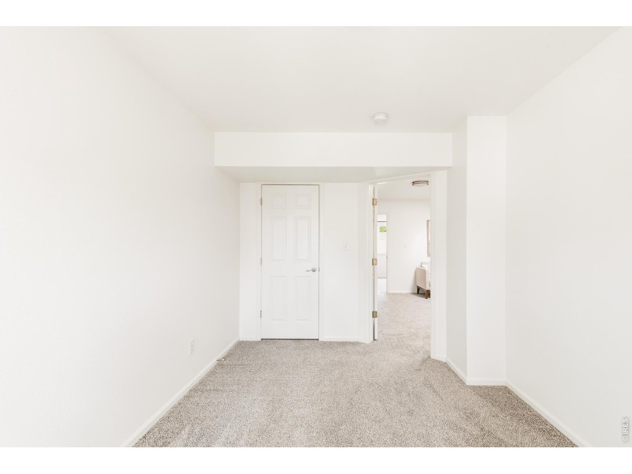 2106 Meadow Ct