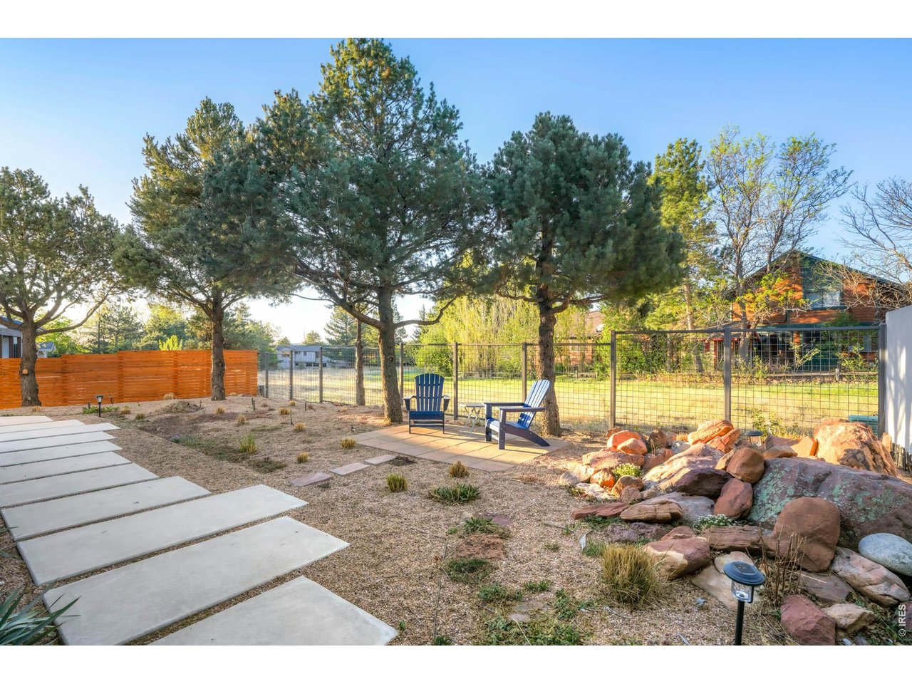 2920 Lafayette Dr