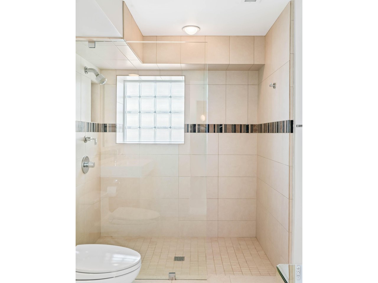 2920 Lafayette Dr
