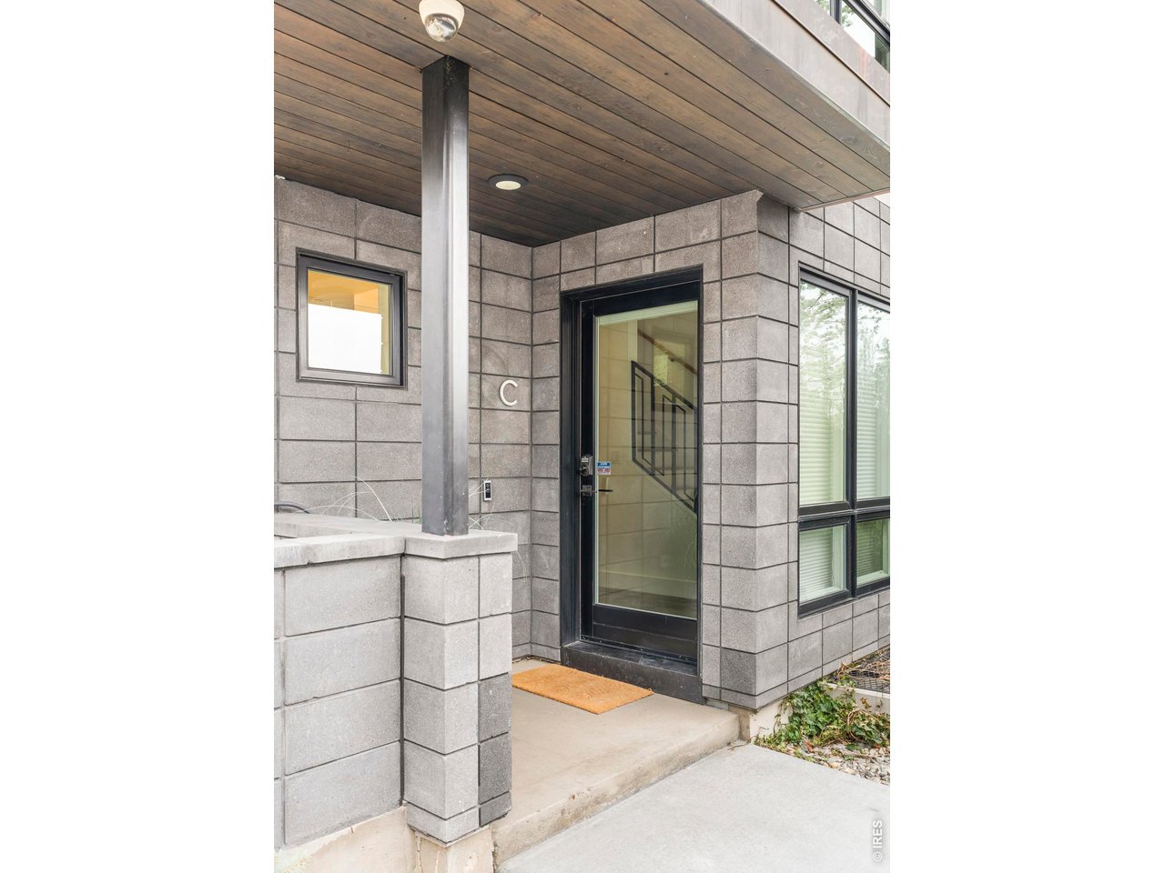 370 Arapahoe Ave C