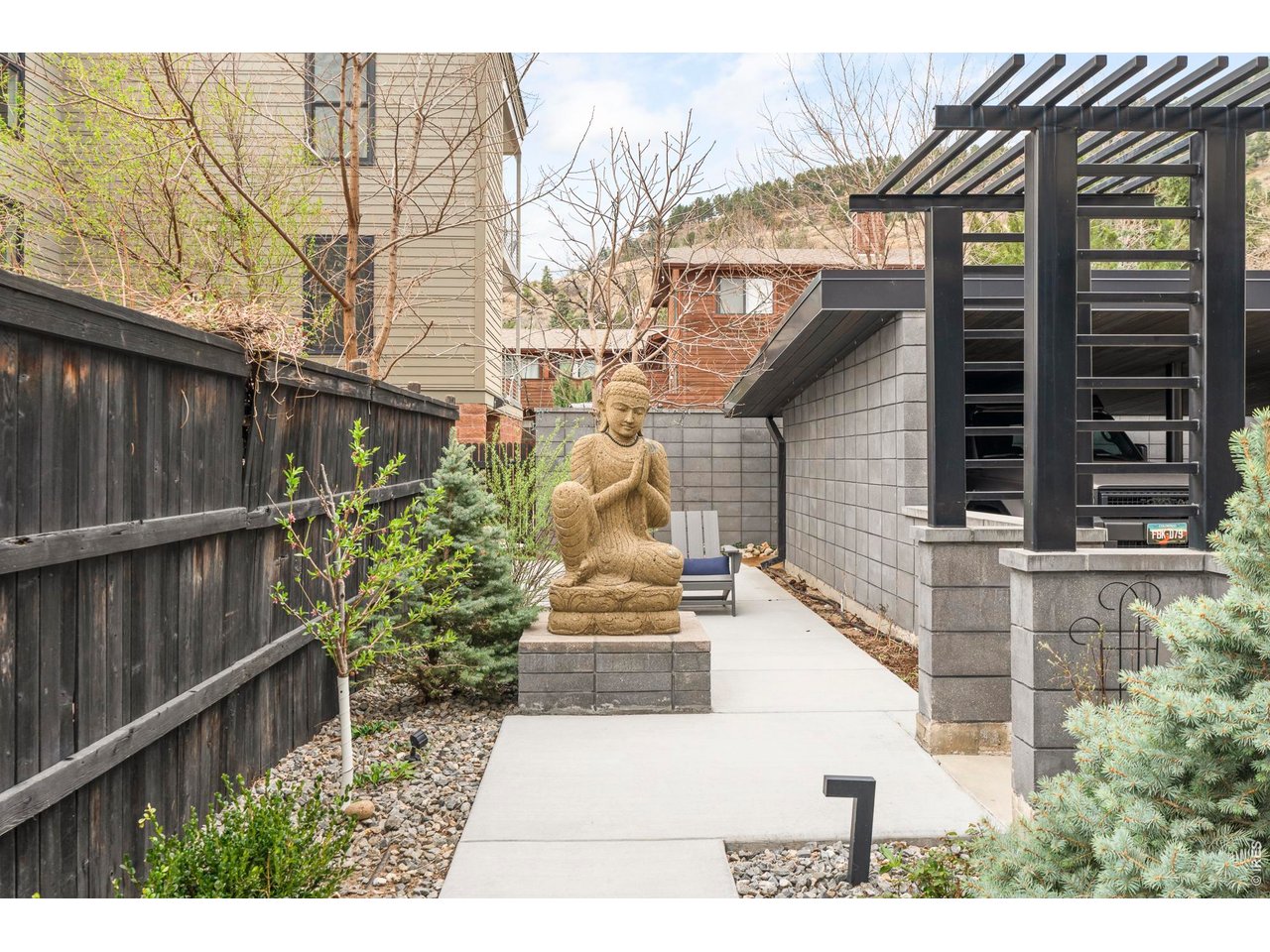 370 Arapahoe Ave C