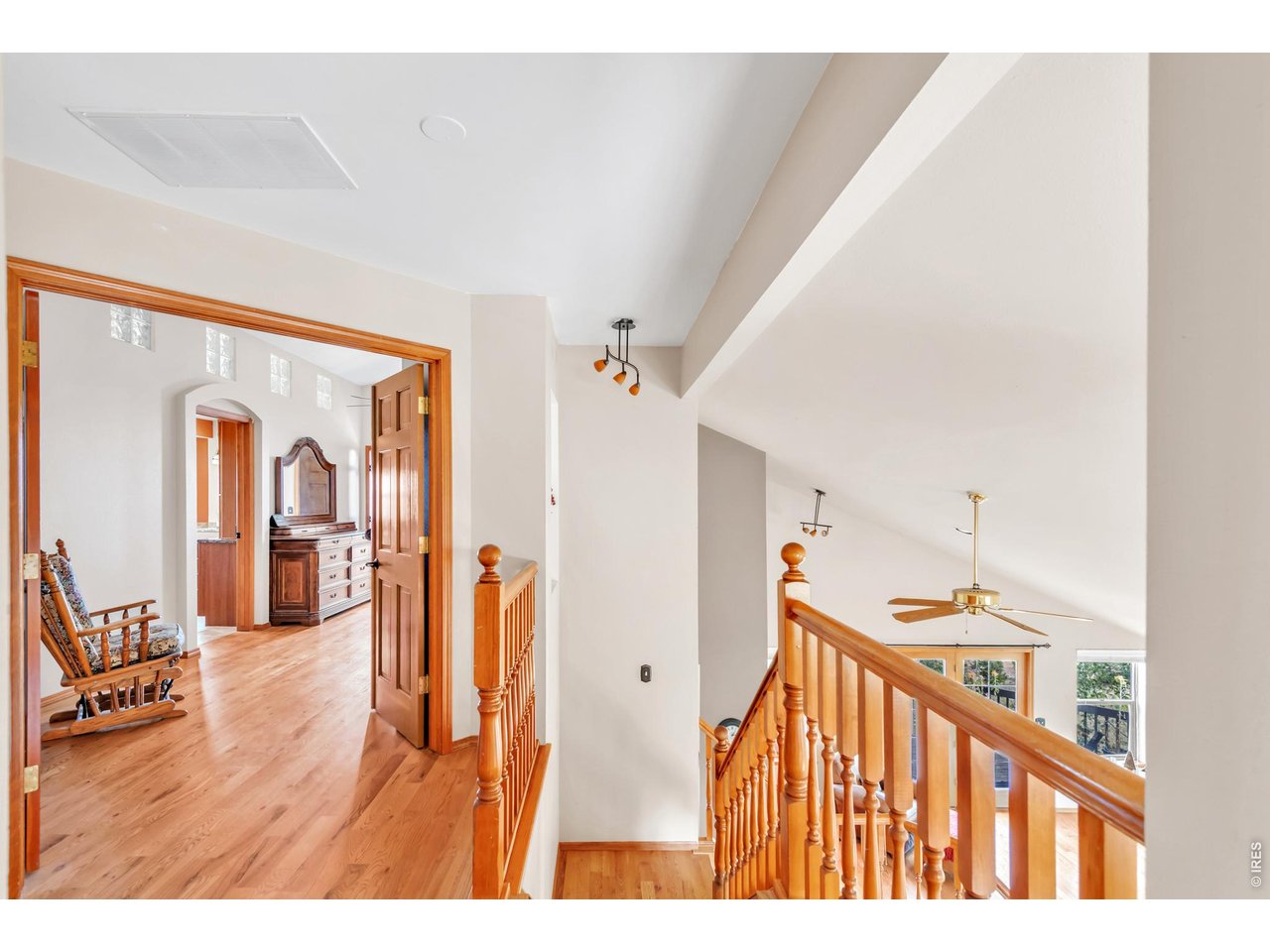 11730 Pointe View Dr