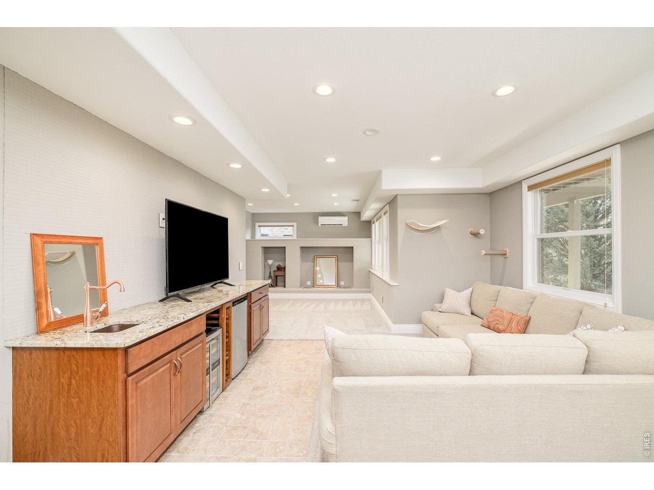 219 Gallagher Ct