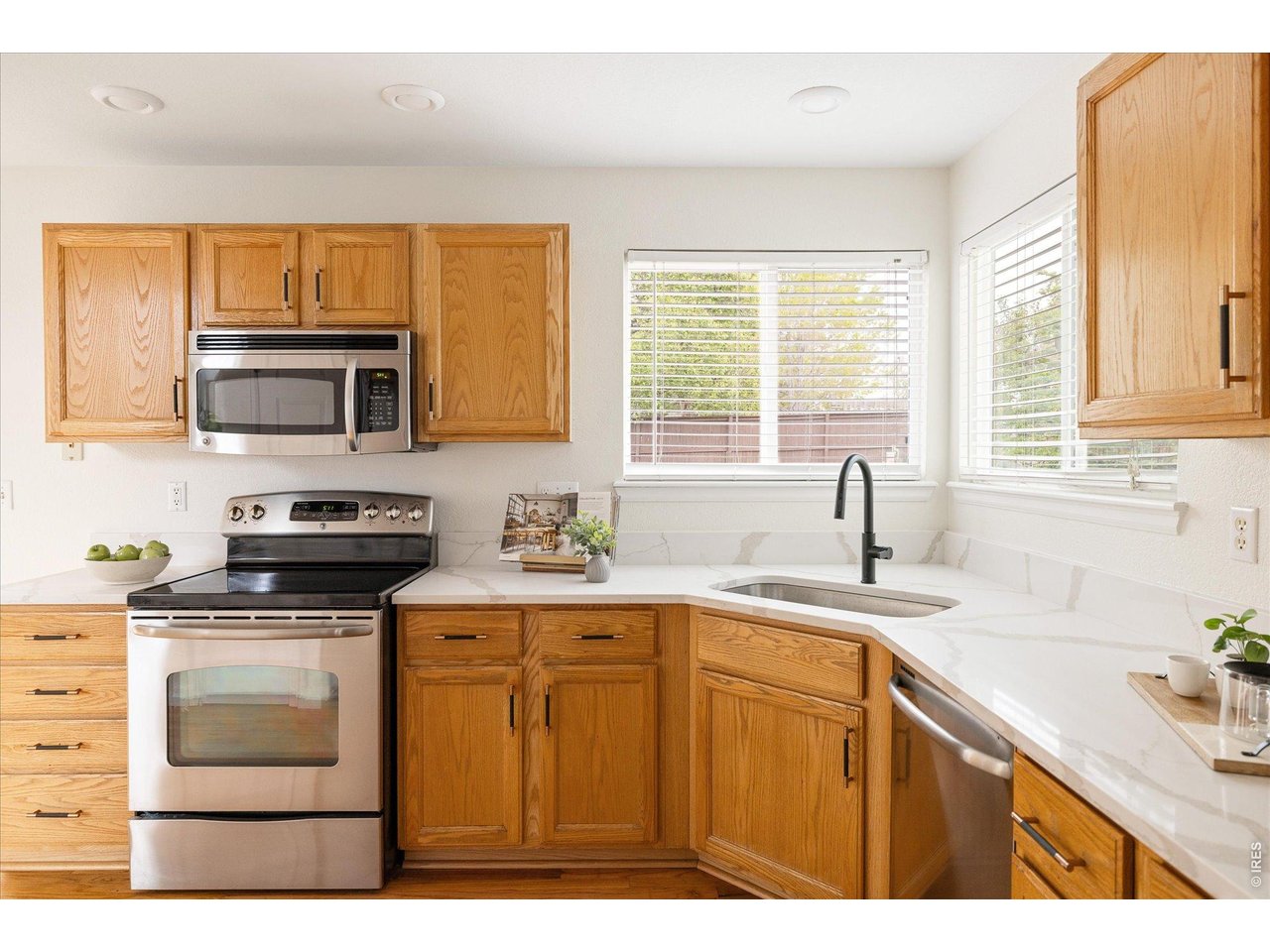 674 Poppy Pl