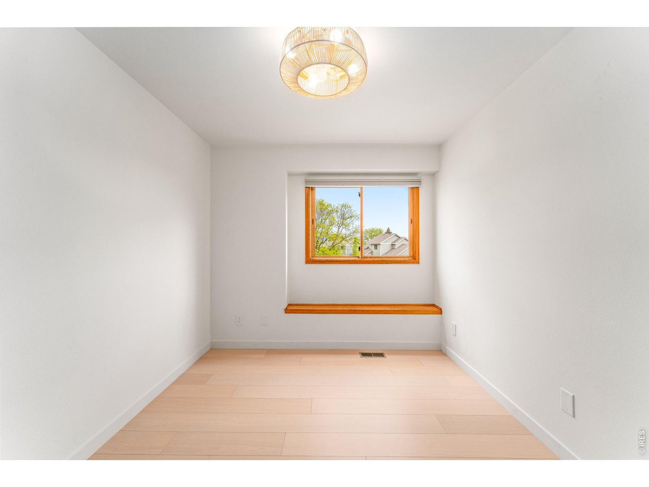 4507 Cliffside Ct