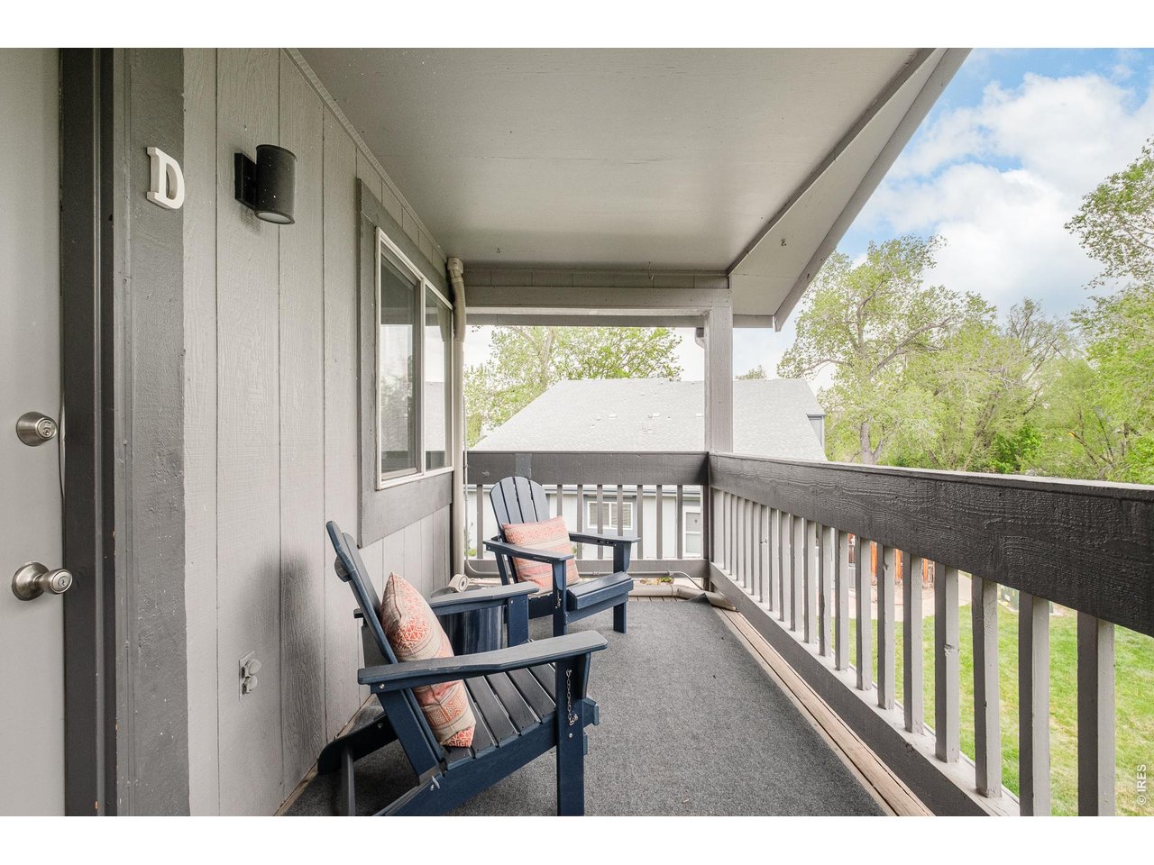 1129 Monroe Dr D