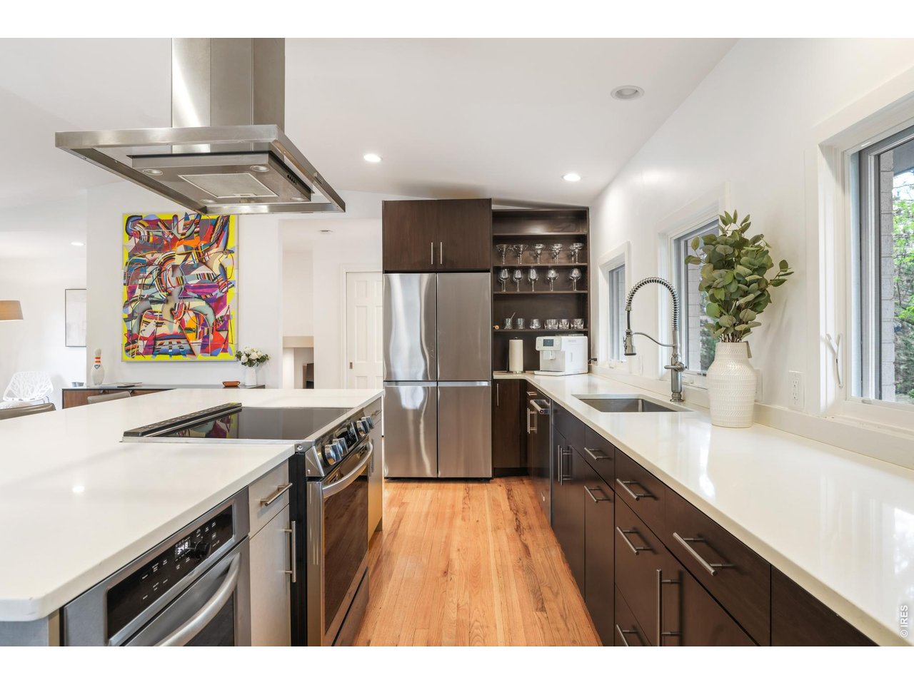 200 Mohawk Dr