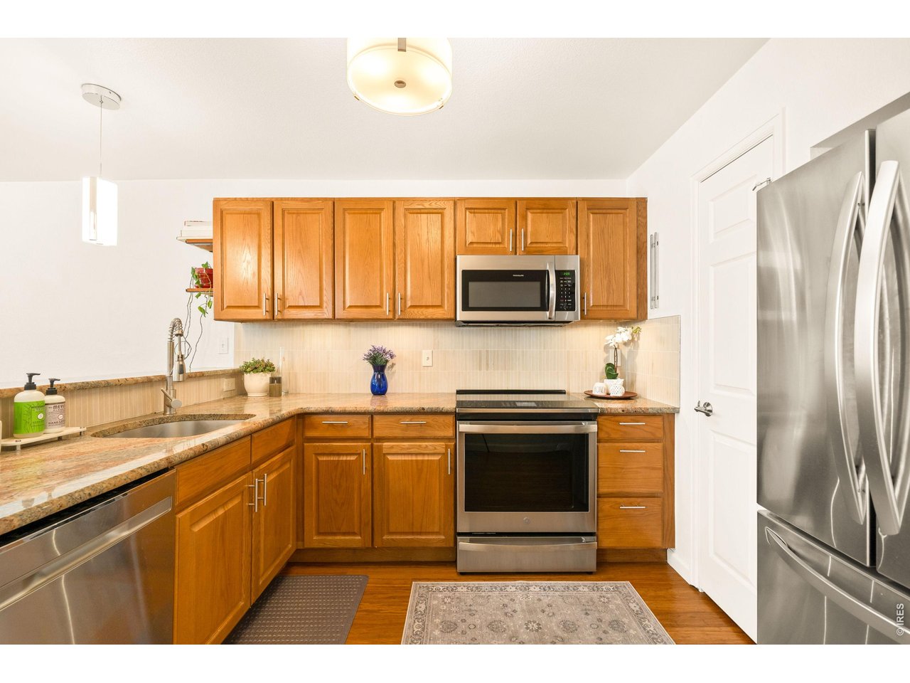 3077 29th St 105