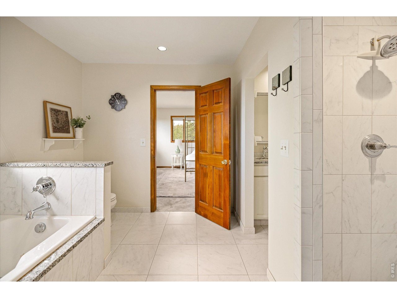 124 Deer Trail Cir