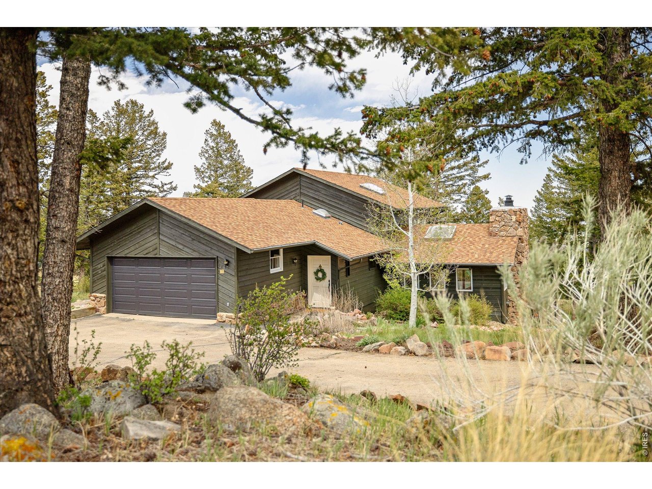 124 Deer Trail Cir