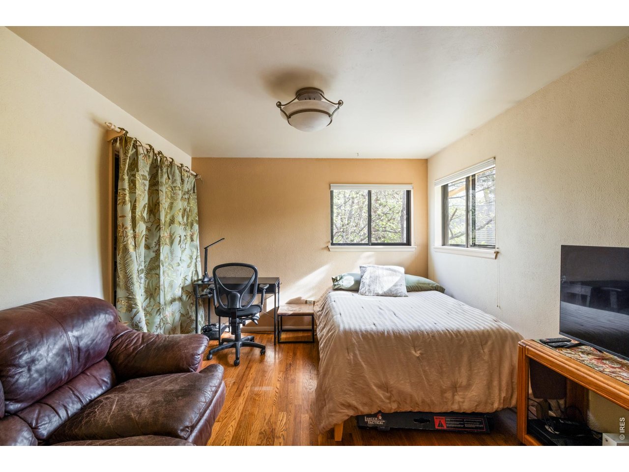 541 Arapahoe Ave